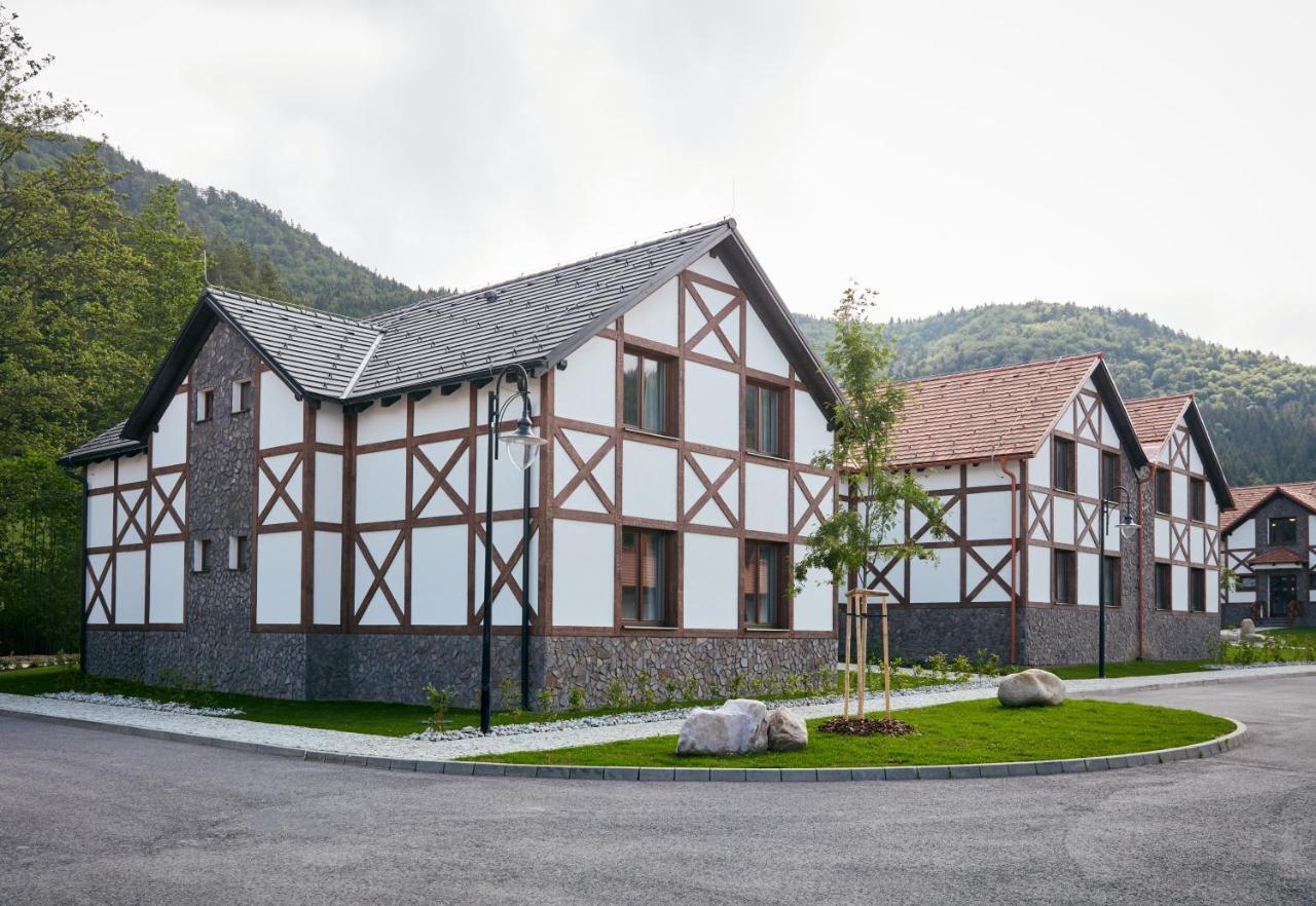 Rezort Gothal Apartmany A Penziony 도노발리 외부 사진