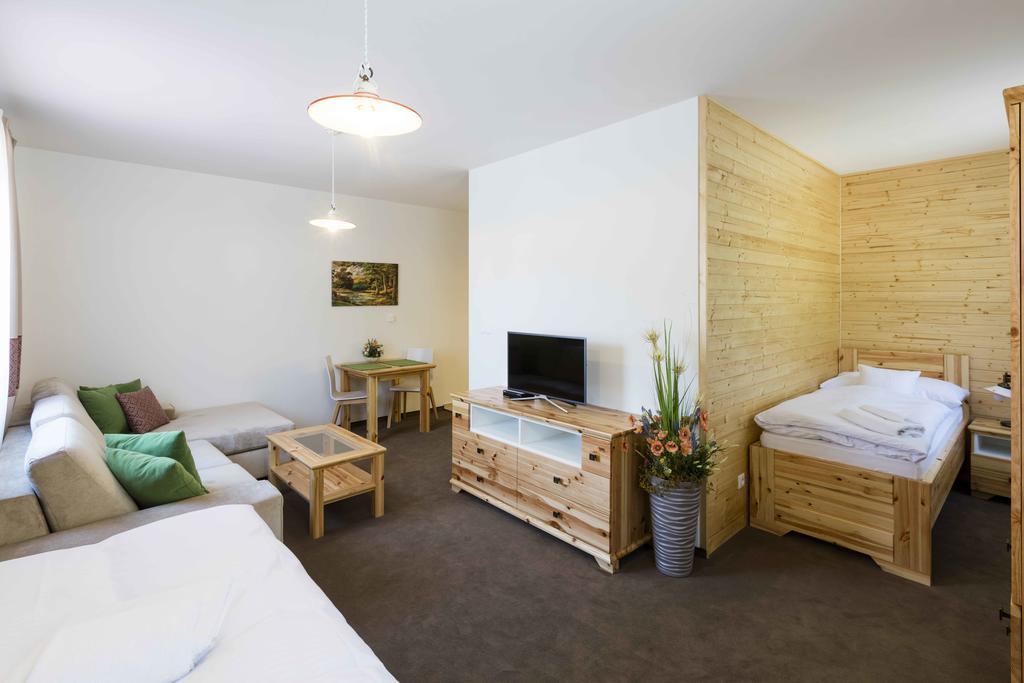 Rezort Gothal Apartmany A Penziony 도노발리 외부 사진